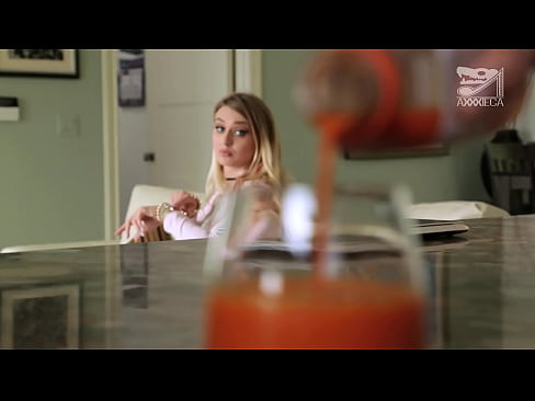 ❤️ Чоң сиськи жана тар киска менен ысык кыз утулгандан короз алат, бирок абдан кыйын ❤️ Силиктөө видео  боюнча бизде ☑