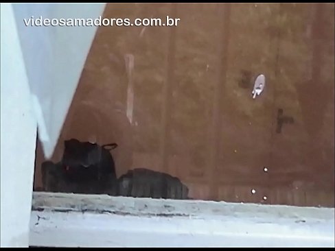 ❤️ Мүйүздүү жигит башка жигит менен сүйлөшкөн кызын карап, жубайларды бузбай блять видеого тартып жатат ❤️ Силиктөө видео  боюнча бизде ☑